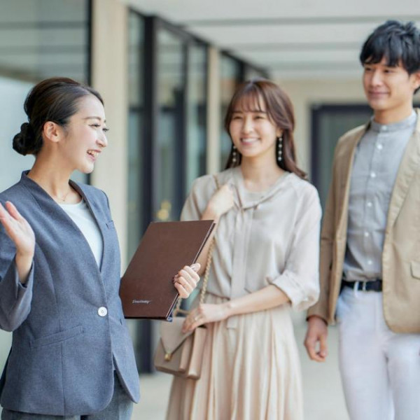 貸切邸宅へ大切なゲストを招きすごすプライベートWedding