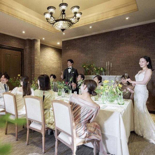 おふたりらしく自然体で過ごせる披露宴会場