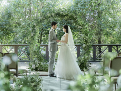 ふたりの未来を探す旅
ご結婚式という特別な一日に
大輪の笑顔の花が咲くように