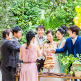 爽やかな日差しを浴びながらガーデン乾杯でゲストと盛り上がろう!