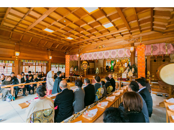 進雄神社