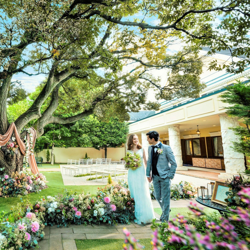 立飛駅のガーデンウェディング特集