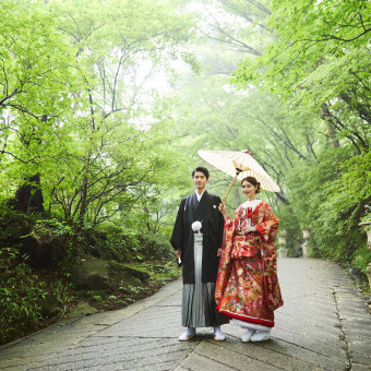 那須高原の雄大なロケーションを活かした和装撮影も美しく映える