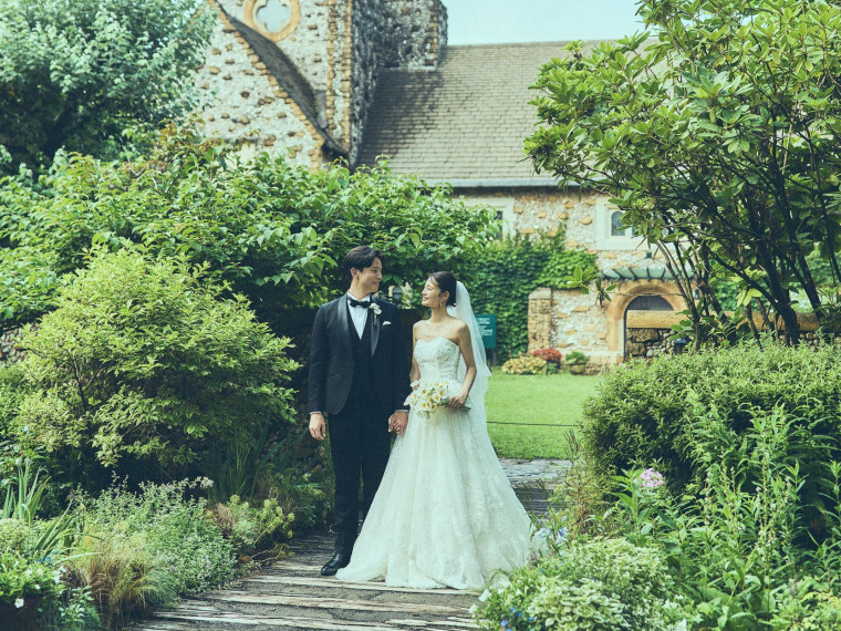 雄大な自然に囲まれて感動的なウエディングが叶います