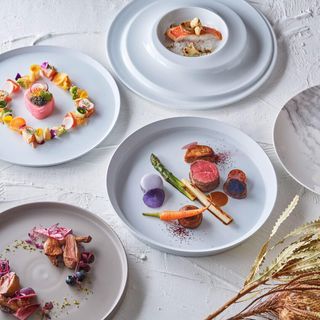 ◆HP限定◆ゲスト想いのふたり必見！料理2ランクアップでおもてなしを充実♪（5,500円×人数分）