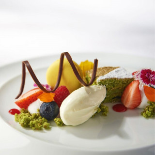 【来館特典】パティシエ特製デザート試食