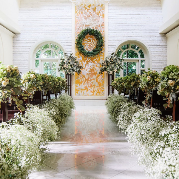 緑×自然光溢れる空間でアットホームな結婚式を