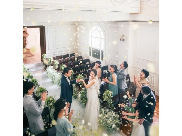 結婚式のイメージをVTRで紹介
