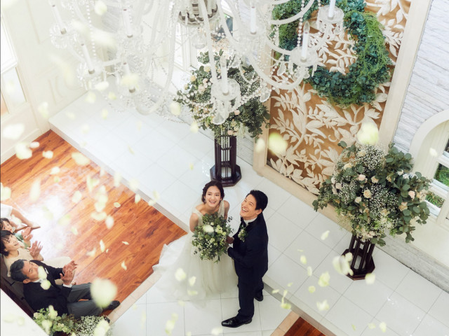 1日1組限定の貸切ウェディングでゲストとゆっくり贅沢な時間が過ごせる