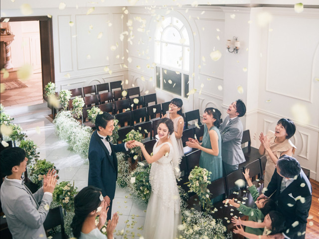 結婚式のイメージをVTRで紹介