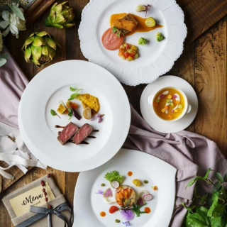 【ゲスト満足★地産地消フレンチ】ガーデン邸宅&美食&大聖堂