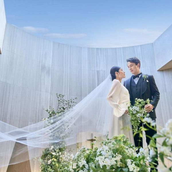 セレモニー中に天窓が開く演出