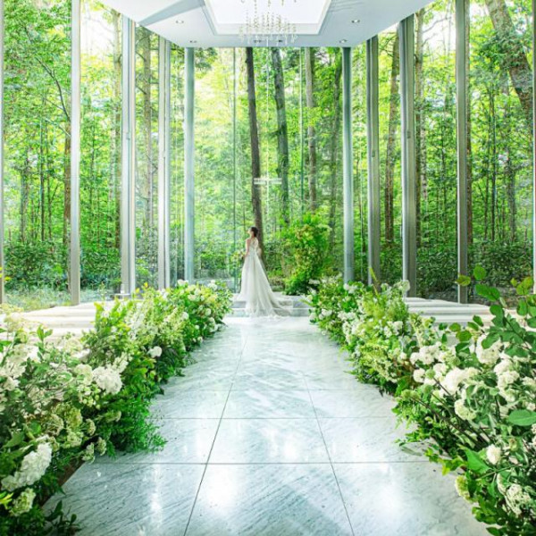 樹齢150年の森のチャペル