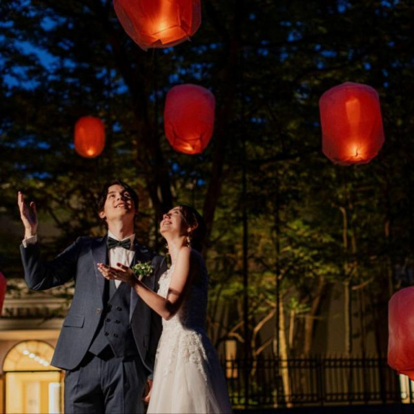 バルーンランタンで幻想的な世界観を演出