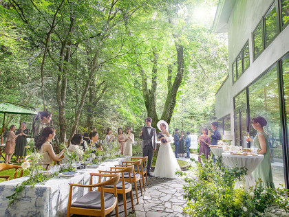 おふたりと大切なゲストの皆様
すべての方に、心ゆくまで
結婚式を楽しんでほしい