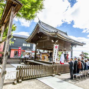 厳かな雰囲気が漂う北野天満神社での挙式|神戸北野ハンター迎賓館の写真(9644224)