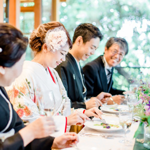 距離が近いからゲストとの会話も弾みます|神戸北野ハンター迎賓館の写真(3675993)