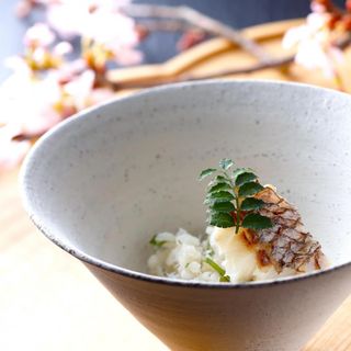 【千余年の歴史】本格神前式×四季を感じる庭園×祝宴の美食体験