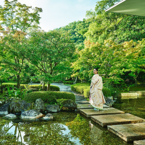 眩い緑に囲まれて開放的なおもてなしを満喫して|京都 北山モノリス（KYOTO KITAYAMA MONOLITH）の写真(35378130)