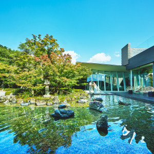 北山の街に佇む、京都の四季薫る邸宅と庭園を一組貸し切りできる「北山モノリス」|京都 北山モノリス（KYOTO KITAYAMA MONOLITH）の写真(37606226)