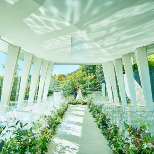 四方を窓で囲う透明感溢れるデザイン|京都 北山モノリス（KYOTO KITAYAMA MONOLITH）の写真(38873962)