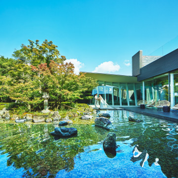 京都 北山モノリス（KYOTO KITAYAMA MONOLITH）