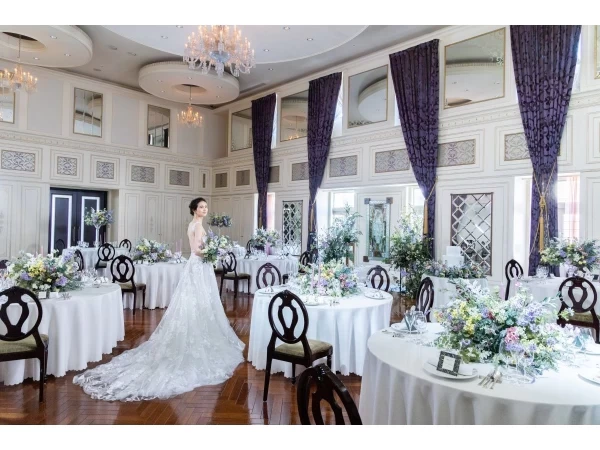 PARTY ROOM