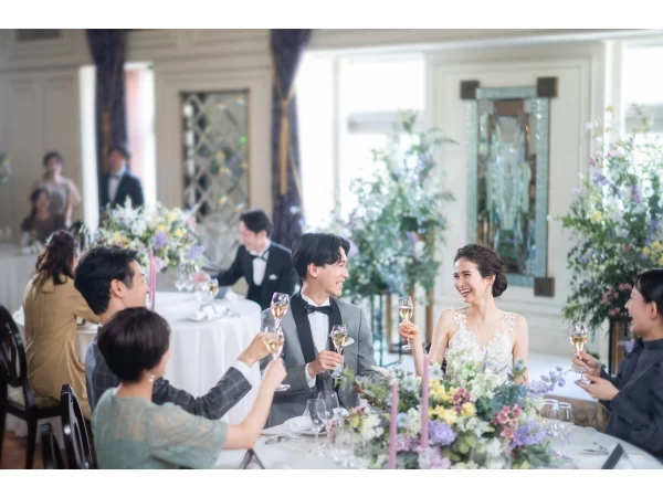 PARTY ROOM