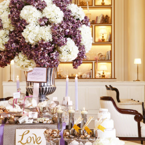 ロビーもおふたりらしく装飾して|アーヴェリール迎賓館（高松）/テイクアンドギヴ・ニーズウェディングの写真(54715335)