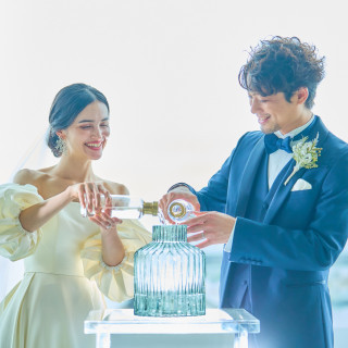 新郎新婦でのバランスを考えながら、スタイリッシュなコーディネートをご提案