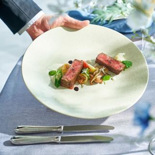 【料理重視の方】特典付!海見え邸宅貸切×地元ブランド牛試食