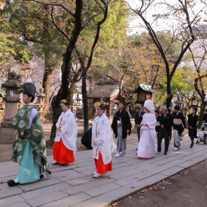 提携神社で花嫁行列。ご家族との大切な時間です|名古屋 河文の写真(2016919)