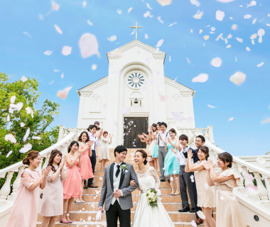 独立型の大聖堂!!
大階段は新郎様新婦様の憧れに!!