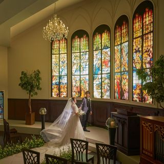【壮麗な大聖堂で憧れ花嫁体験】全組挙式無料&20大特典×試食