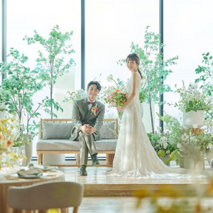 緑に囲まれフォトジェニックな一枚も♪|アルカンシエル横浜 luxemariage（アルカンシエルグループ）の写真(54654848)