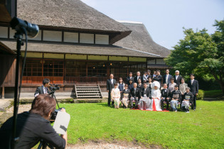 ご親族様 集合写真|三渓園 鶴翔閣（横浜市指定有形文化財）の写真(39399779)