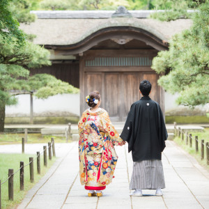 華やかな色打掛|三渓園 鶴翔閣（横浜市指定有形文化財）の写真(44093982)