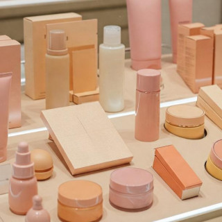 1件目来館で話題のデパコスプレゼント