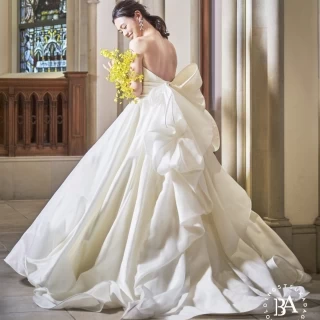 【SOPHIA】の人気のブランドドレスが20万OFFの特典付！