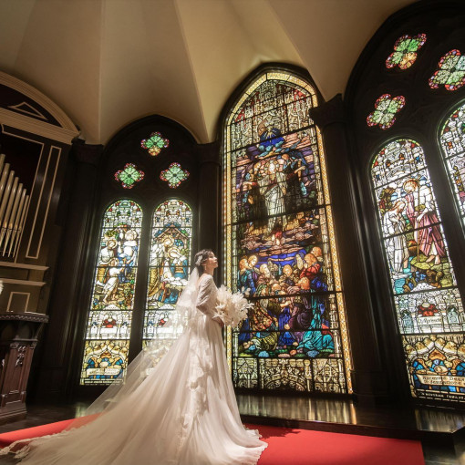 セント・ラファエロチャペル御堂筋