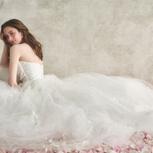 大人気！話題の"Fiore Bianca"が着れる