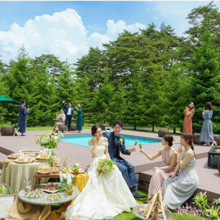 【群馬県民特典】お色直し衣裳割引がシーズン特典＋10％OFF＆日帰り送迎バス1台無料