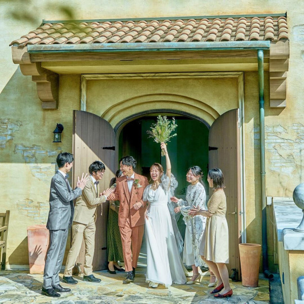 温かな雰囲気のチャペルでふたりと大切な方々で特別な時間を