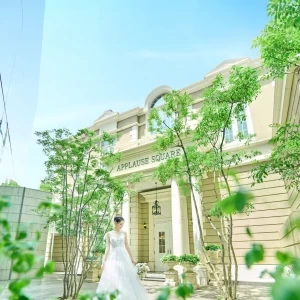 一軒家貸切会場でゲストとアットホームな結婚式