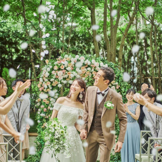 1件目来館カップル対象/総額より最大120万円相当OFF!（50名以上の結婚式限定）
