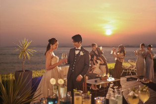 大人のナイトウエディング|ベイサイド迎賓館(松山)/テイクアンドギヴ・ニーズウェディングの写真(56025758)