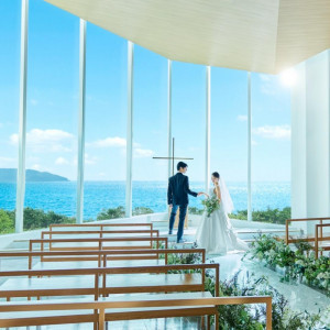 公式HP【初見学に人気！全館体験ツアー】海見えチャペル演出×豪華試食