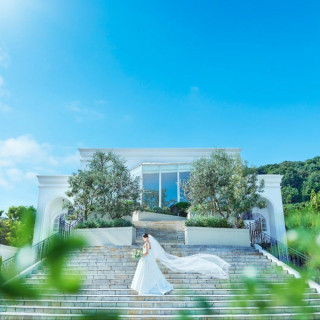 公式HP【平日イチオシ花嫁体験】憧れ大階段×絶景挙式体験＆ドレス優待