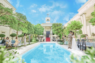 1300坪広大なプールガーデン|アクアガーデン迎賓館(沼津)/テイクアンドギヴ・ニーズウェディングの写真(57169686)