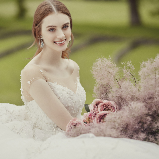 ビームス ウェディングドレス 値下げ中 魔法のドレス&タキシード”BEAMS DESIGN×ワタベウェディングのリゾート